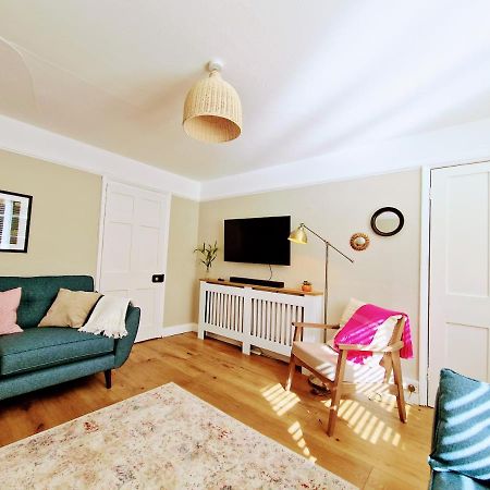 Cheerful 3 Bed Grade II Central Cottage Cirencester Luaran gambar