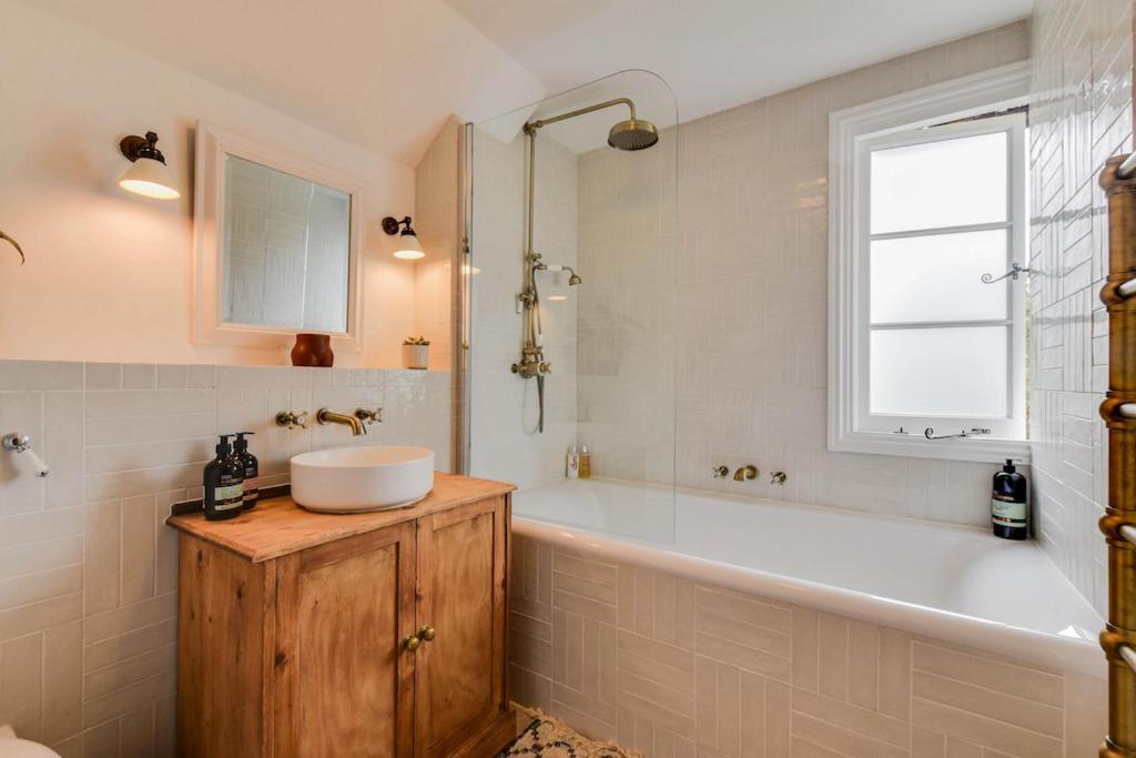 Cheerful 3 Bed Grade II Central Cottage Cirencester Luaran gambar